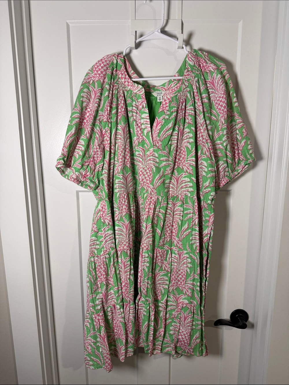 crown & ivy Green and Pink Pineapple-Print Midi Dress